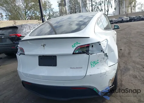 2022 Tesla Model Y Performance Dual Motor All-Wheel Drive from USA, damaged, VIN 7SAYGDEFXNF466744